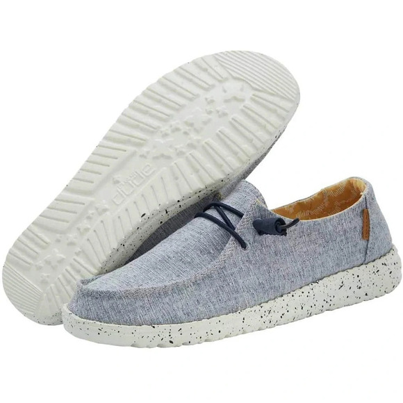 NWT Women’s Wendy Chambray Hey Dudes - Picture 1 of 12